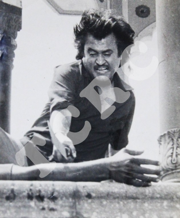 Rajnikanth in an action sequence from Mani Ratnam's "Thalapathi."